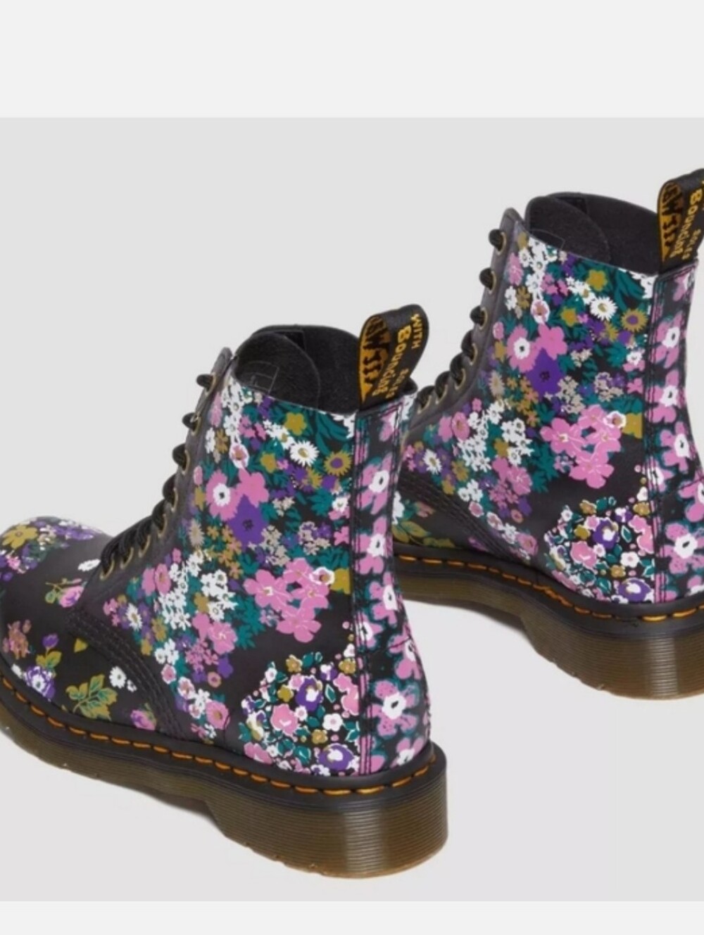 💥SALE💥Dr. Martens 1460 Vintage Floral Leather Lace Up Boots - Picture 4 of 9